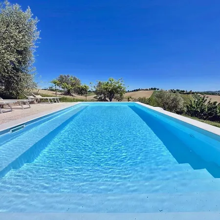 In House - Il Girasole On The Hills Of Senigallia, A Stones Throw From The Sea Pensión Roncitelli